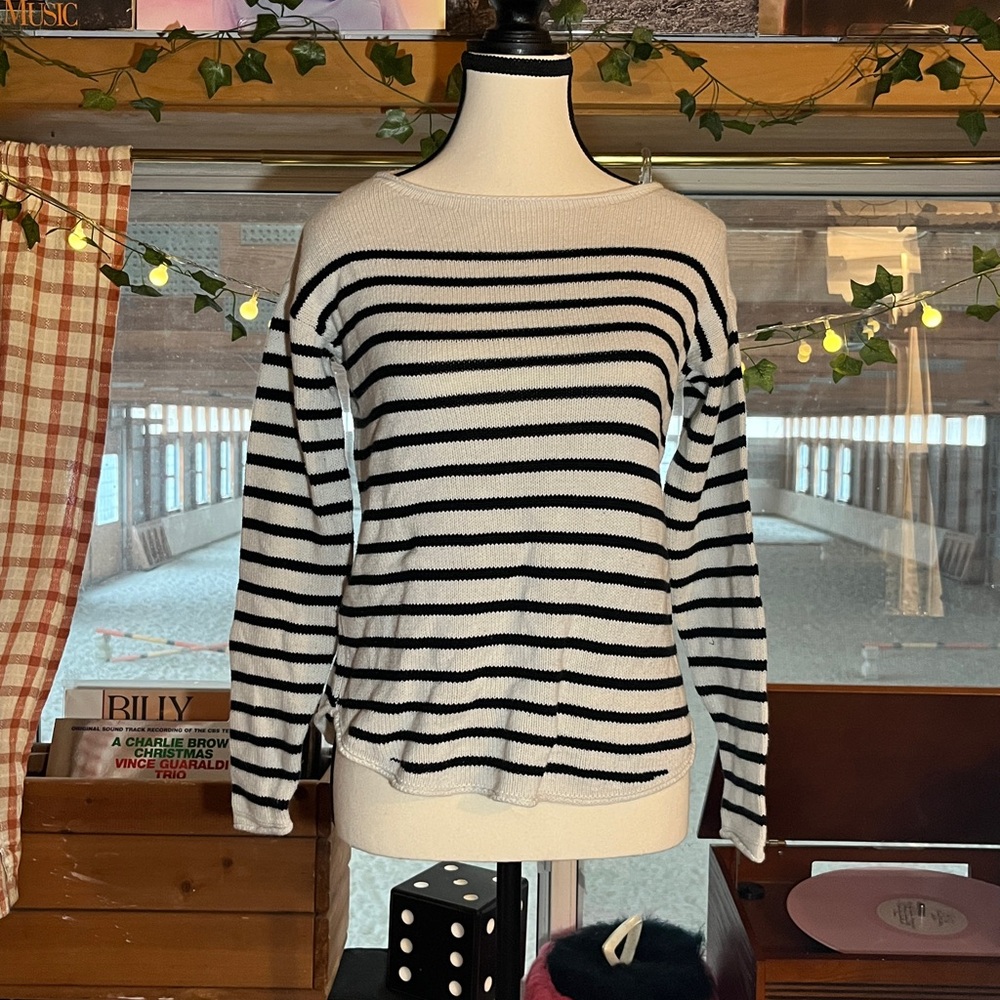 ❕Striped Black and White Sweater❕